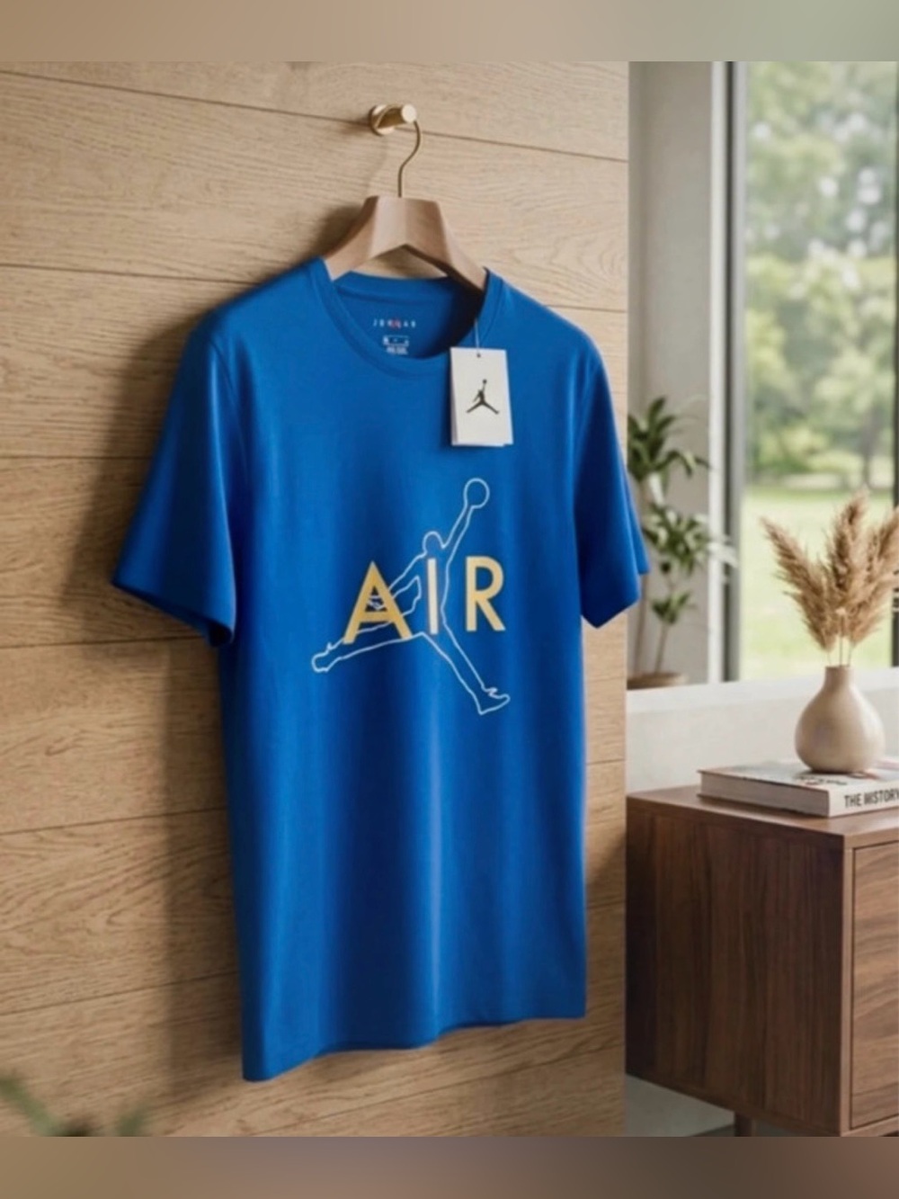 Nike Jordan Air Graphic Tee in Royal Blue and Gold size S